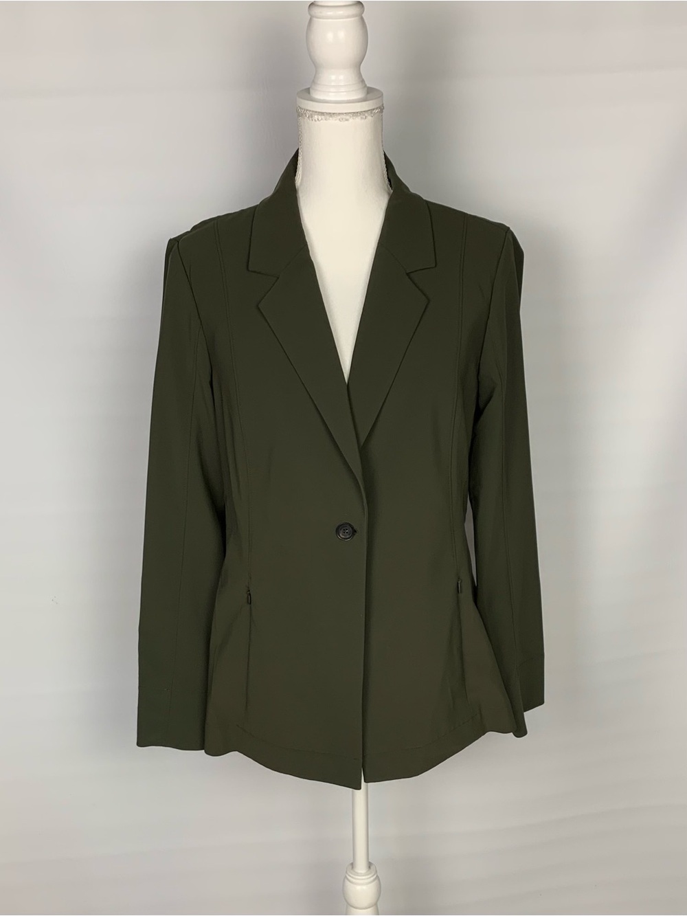 MM Lafleur Moreland Travel Blazer Women Size 12 Olive Green OrigamiTech Career